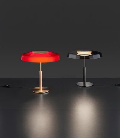Oluce Dora 271 LED-Tischleuchte aus Metall mit Glasschirm und Schnurdimmer