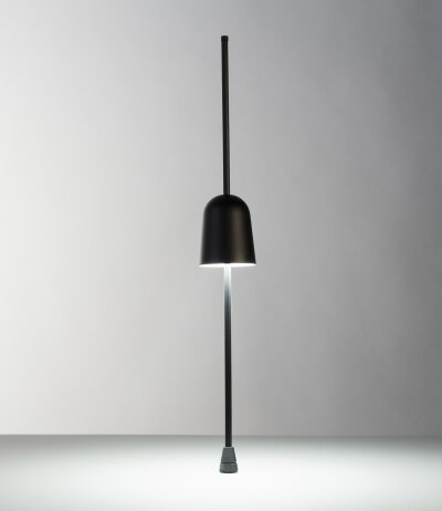 Luceplan Ascent D78 schwarze h&ouml;henverstellbare LED-Tischleuchte Design Daniel Rybakken