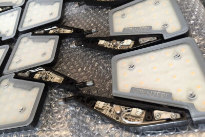 Panzeri Jackie LED-Leuchte f&uuml;r Schreibtische und Bett dimmbar