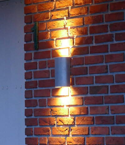 David Super-Light Foxy Au&szlig;en-Wandleuchte direkt/indirektes Licht f&uuml;r 2x GU10 LED-Retrofitlampen