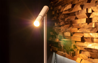 LDM Studio LED-Stehleuchte Leseleuchte mit dimmbaren und fokussierbarem Licht 2700K 12W 1252lm CRI97 Full Spectrum 